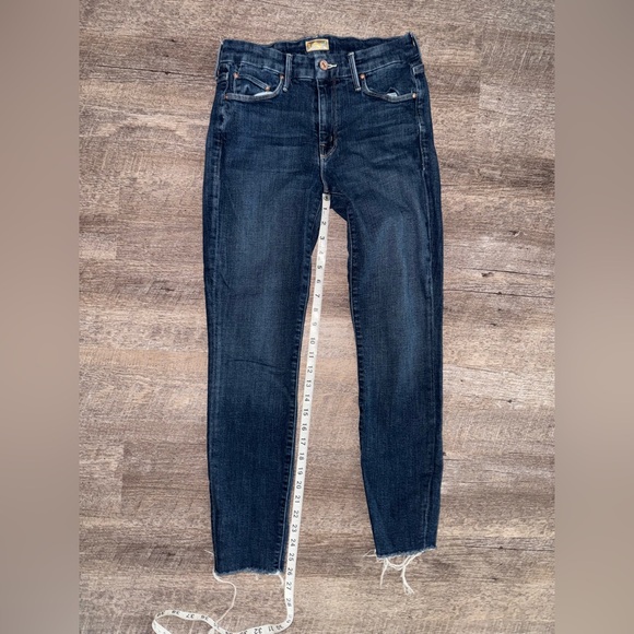 Mother Looker Ankle Fray - Picture 11 of 13